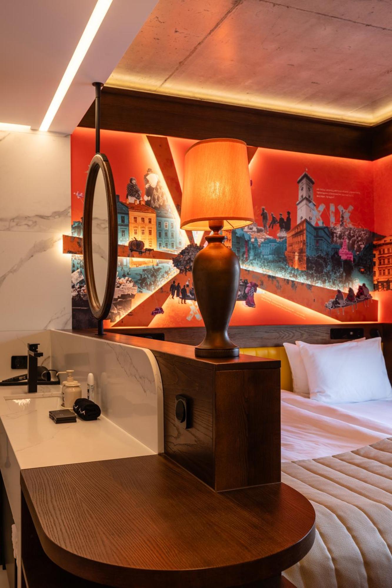 !Fest Hotel Rynok Square Lviv Exteriör bild